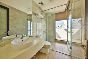 Bathroom - Daisy Flower Nha Trang (Nha Trang)
