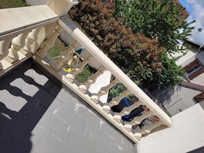 Property grounds - Maison a 20 Minutes de Paris. En Plein Centre Ville. Idéal Pour les Familles (Drancy)