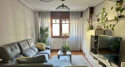 C17A01 Moderno apartamento 3 dormitorios