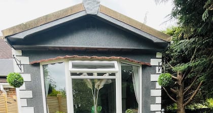 Private Tranquil One Bedroom Lodge With Parking and Outdoor Space. Pet Friendly!