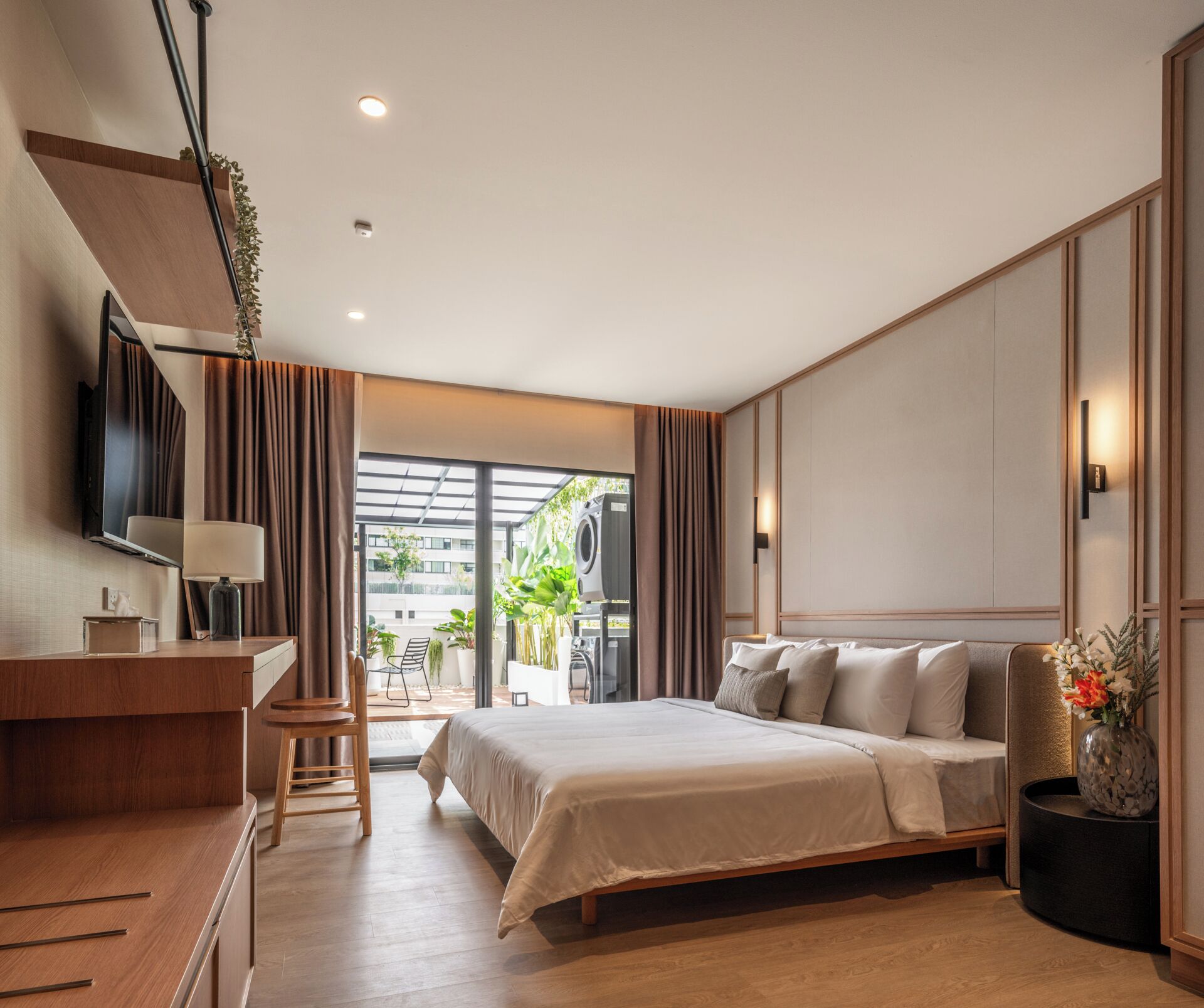 3 slaapkamers, een strijkplank/strijkijzer, wifi, beddengoed