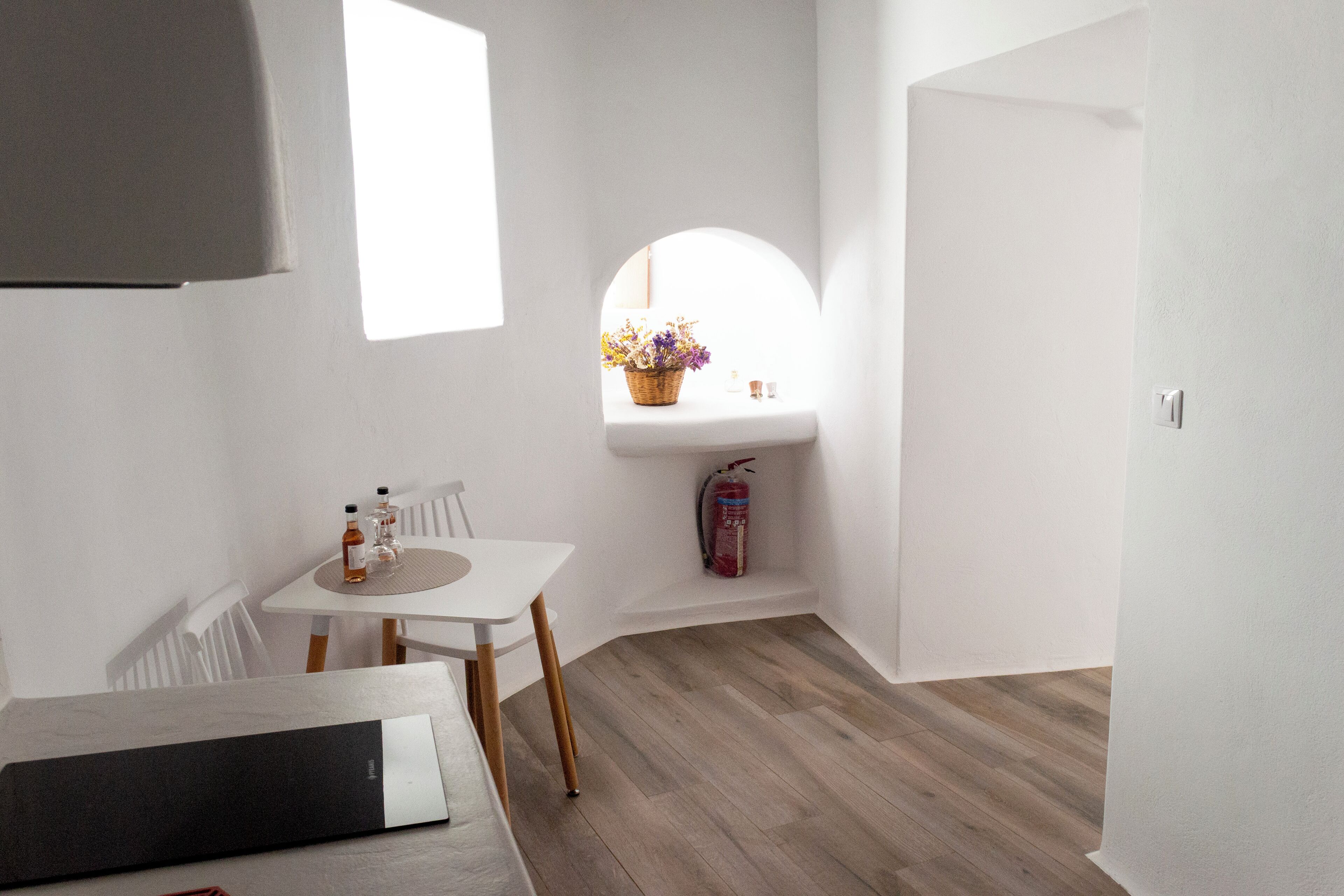 Apartment, 1 Bedroom, Non Smoking, Kitchen | Private kitchen | Mini-fridge, electric kettle, cookware/dishes/utensils