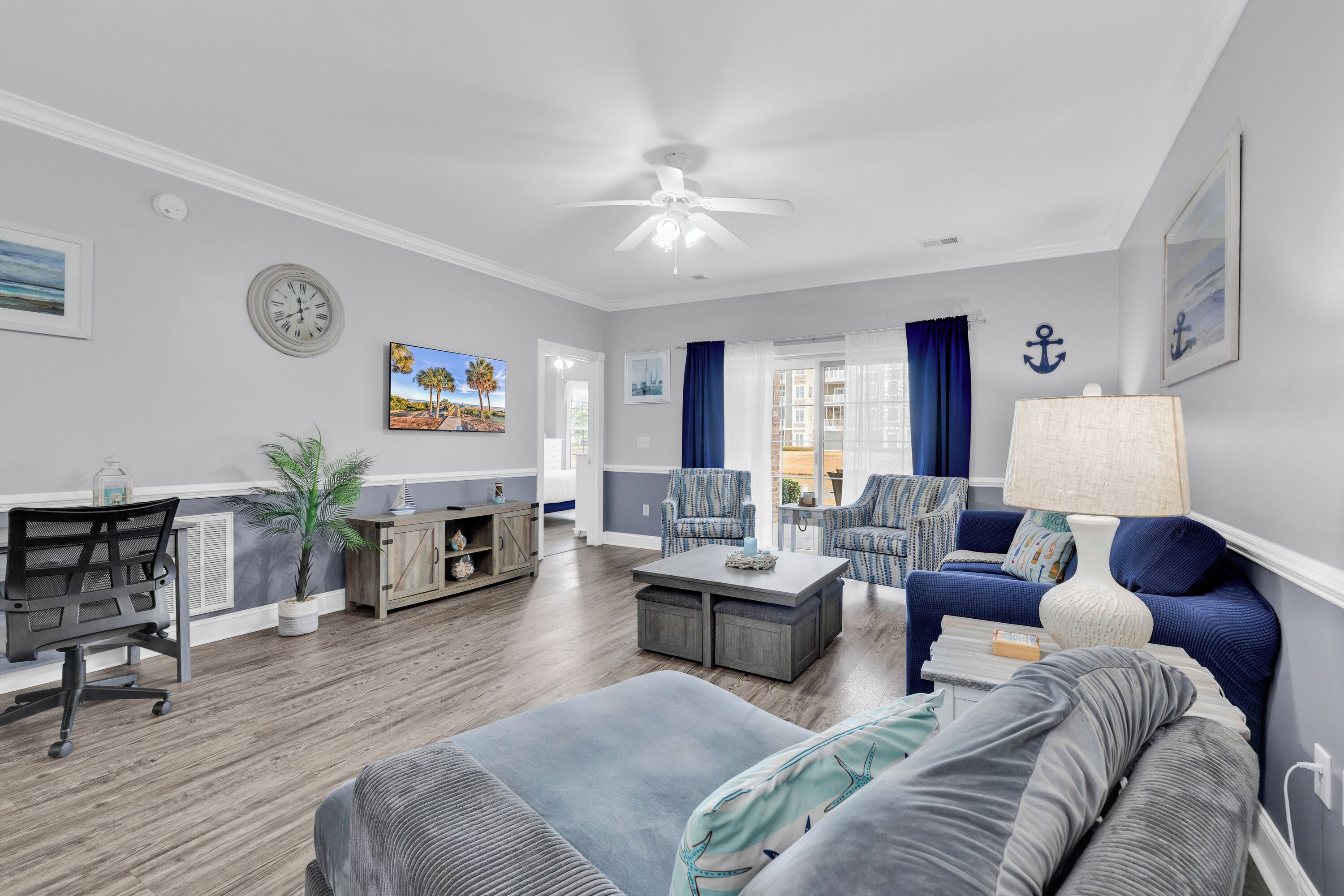 Standard Condo, 2 Bedrooms, Patio, Golf View | Living room