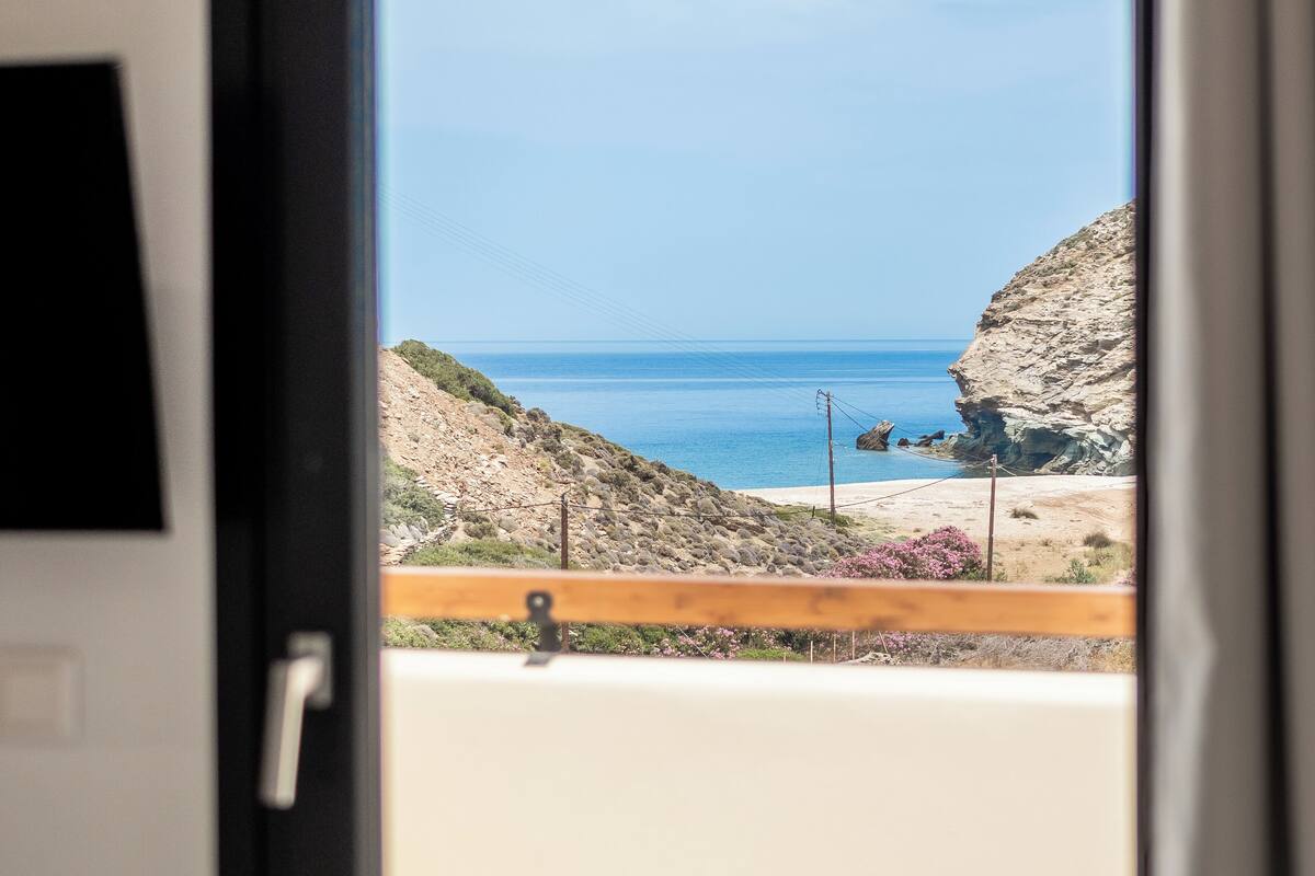 Junior Studio Suite, Balcony, Beach View