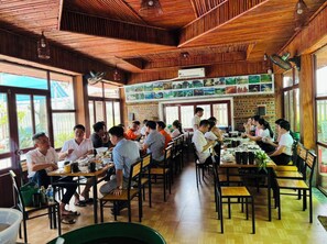 Daily local cuisine breakfast (VND 50000 per person)
