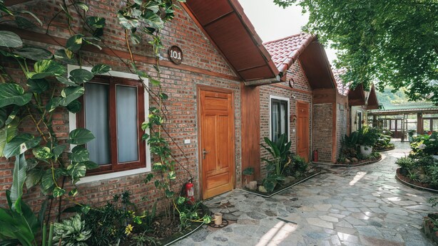 Unclassified image, 1 of 34, button - Tam Coc Ninh Binh Bungalow (Nam Hoa Lu)
