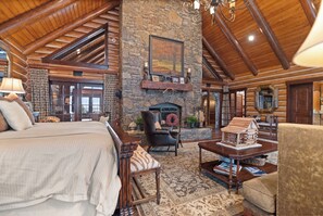 6 bedrooms, iron/ironing board, travel cot, free WiFi