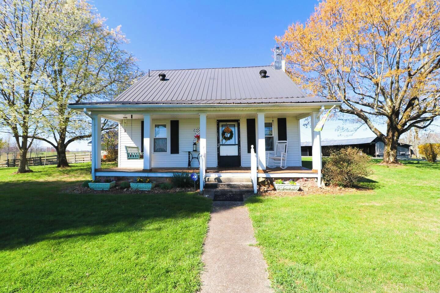 Welcome to the Farmhouse at Cold Hill