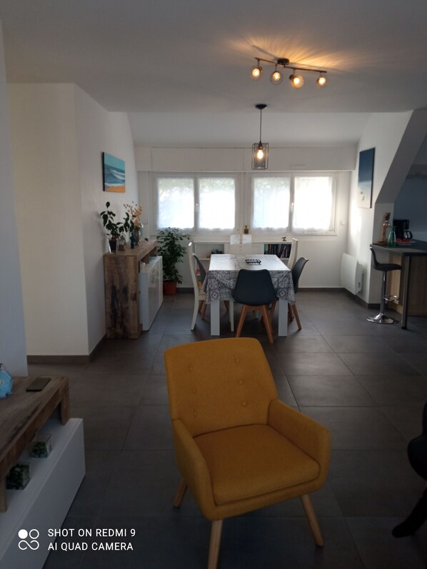 Interior - Appartement T3 Lumineux .A 5 Minutes de la Grande Plage et de Tout Commerces (Quiberon)