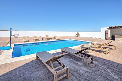 Las Conchas with a Pool and Steps to Beach Access