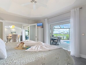 2 bedrooms, iron/ironing board, free WiFi, bed sheets - Wally's Fairway To Haven: Discover Your Paradise: Rental with Lake View, Pool, and Golf Access! (Cape Coral)