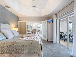 2 chambres, fer et planche à repasser, Wi-Fi gratuit, draps fournis