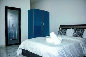 House | 3 bedrooms, free WiFi, bed sheets - Exclusive Villa - 5str Hideout, Private Pool, Wifi (Accra)