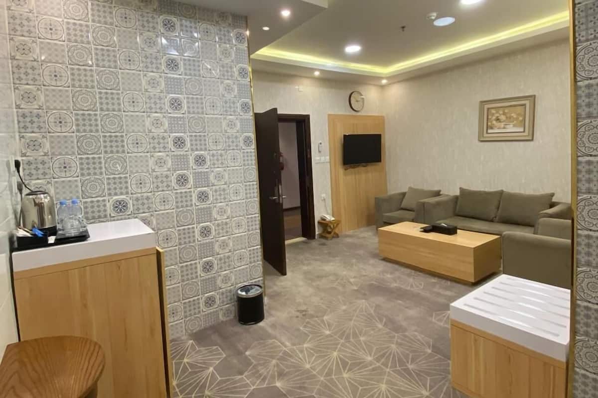 Apartemen Keluarga | Tirai kedap cahaya, kedap suara, setrika/meja setrika, dan Wi-Fi gratis