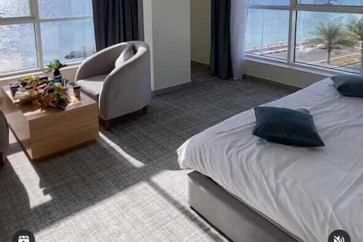 Apartemen Panorama | Tirai kedap cahaya, kedap suara, setrika/meja setrika, dan Wi-Fi gratis