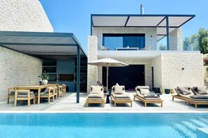Pool - Luxury Stone Houses Corfu - Villa 1 (Kerkira)