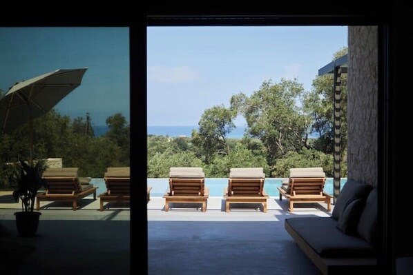 Interior - Luxury Stone Houses Corfu - Villa 1 (Kerkira)