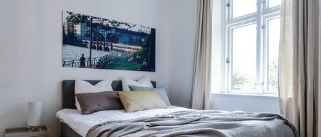 2 quartos, ferros/tábuas de passar roupa, Wi-Fi, roupa de cama