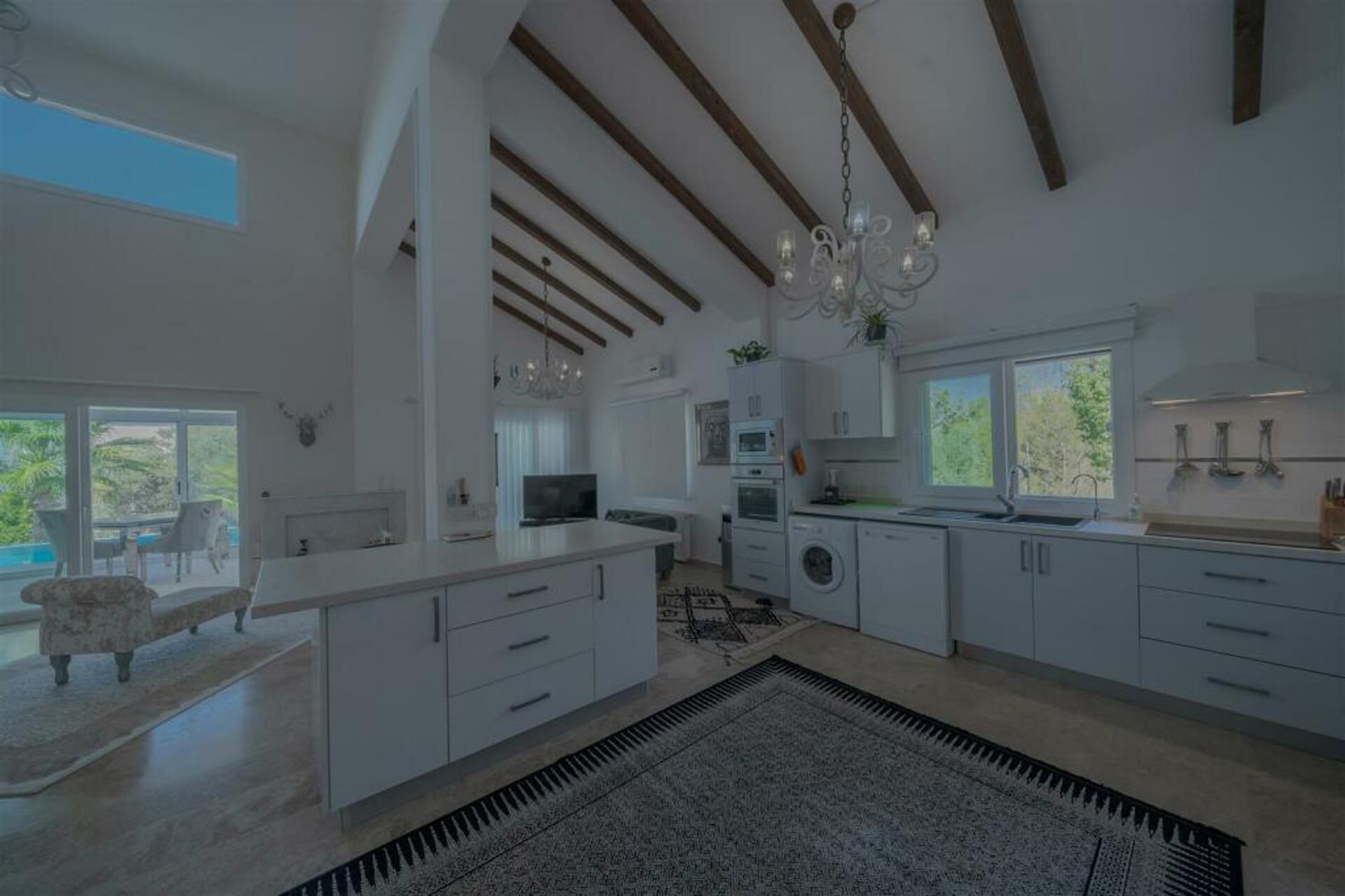 Villa | Özel mutfak | Buzdolabı, mikrodalga fırın, fırın, set üstü ocak 