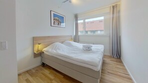 2 bedrooms, iron/ironing board, WiFi, bed sheets - 2-BR apartment w/ a balcony in Frederiksberg - 284 (Copenhagen)