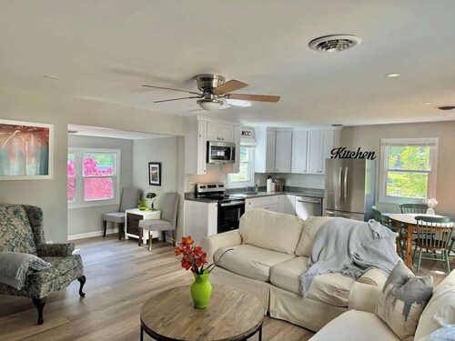 Family Home on Mayo Peninsula | Deck | Sleeps 10
