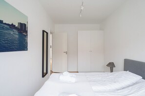 2 bedrooms, iron/ironing board, WiFi, bed sheets - Refurbished 2-BR close to the airport - 144 (Copenhagen)