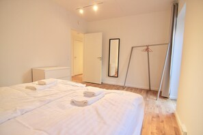 3 soverom, strykejern/-brett, wi-fi og sengetøy