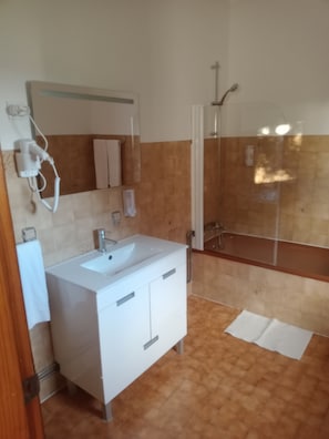 Bathroom - Residencial Morgado (Almeida)
