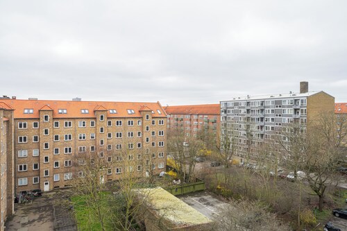Beautiful 2-BR w/ a balcony in Frederiksberg - 205