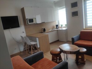Living area - Marina Studio- short walk to the beach, Port, Old Town, comfort for small family (Ustka)
