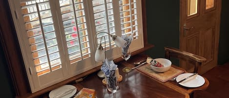 تناول الطعام