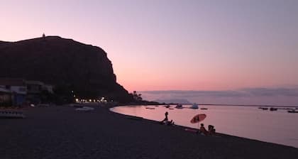 Accogliente Mansarda Vista Mare
