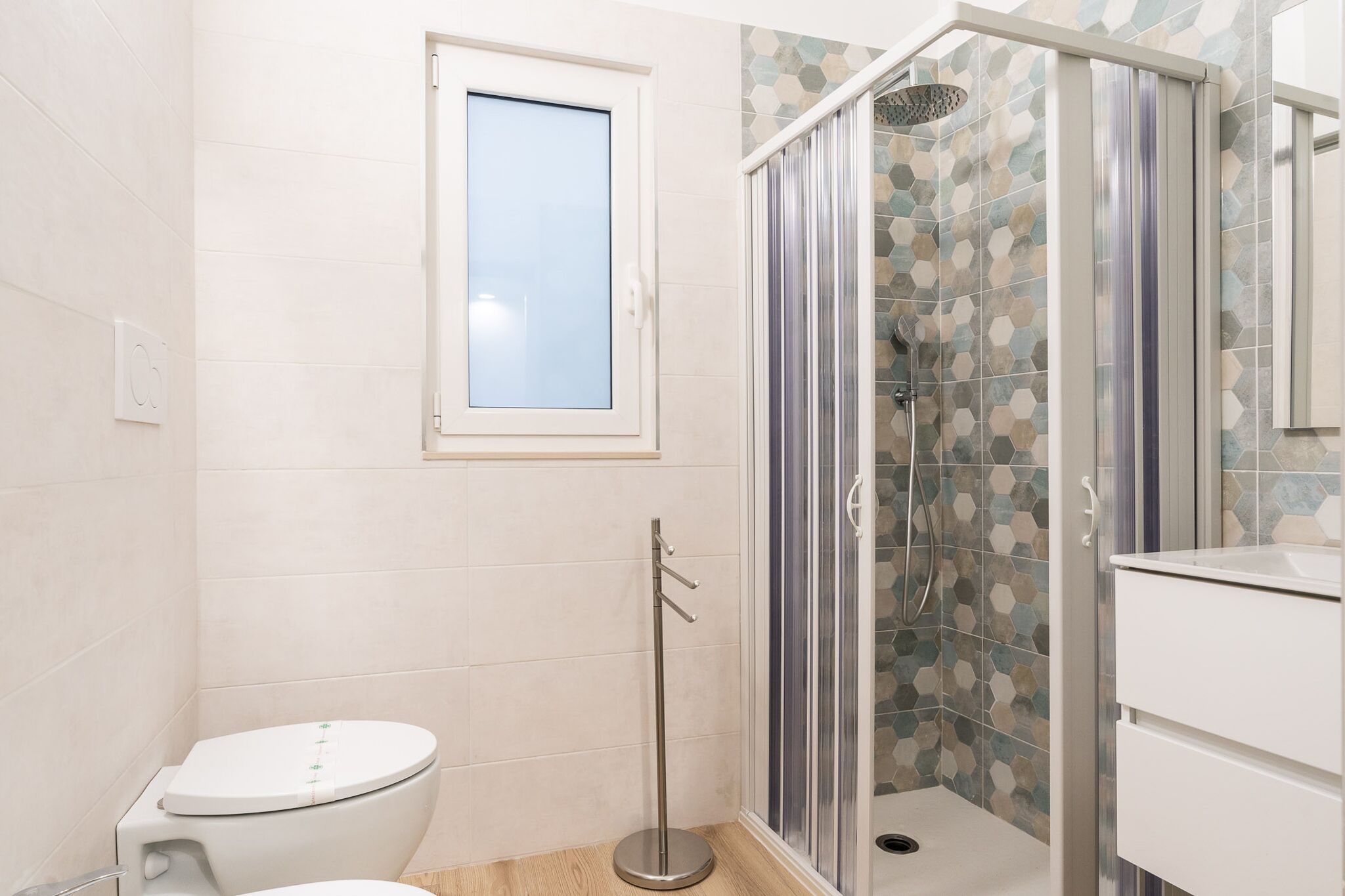Chambre Double, 1 grand lit, salle de bains privée | Salle de bain