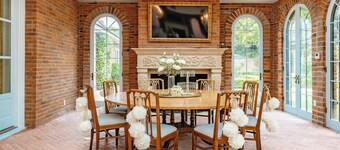 Fox Hill Manor, A Masterpiece Estate