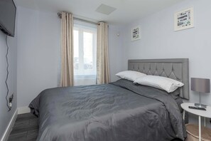 2 Schlafzimmer, Bügeleisen/Bügelbrett, WLAN, Bettwäsche