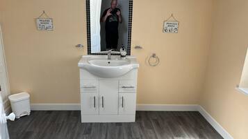 House | Bathroom