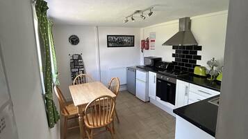 House | Dining