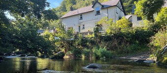 River side cottage ideally situated to explore Exmoor and the North Devon Coast.