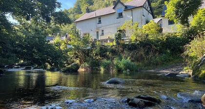 River side cottage ideally situated to explore Exmoor and the North Devon Coast.