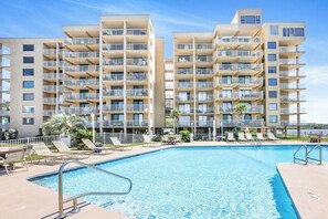 Indoor pool, outdoor pool - Compass Point 201, Boat ramp (Gulf Shores)