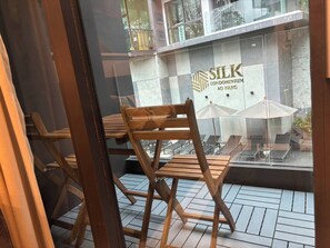 Dining - B306 - 1 Bedroom Serviced Apartment Pool View Near Ao Nang Beach (Tambon Ao Nang)