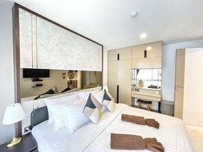 1 bedroom, iron/ironing board, WiFi, bed sheets - B306 - 1 Bedroom Serviced Apartment Pool View Near Ao Nang Beach (Tambon Ao Nang)