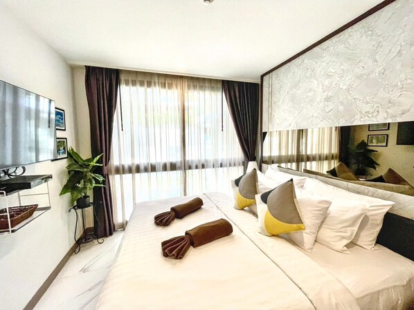 1 bedroom, iron/ironing board, WiFi, bed sheets - B306 - 1 Bedroom Serviced Apartment Pool View Near Ao Nang Beach (Tambon Ao Nang)