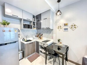 Fridge, microwave, stovetop, toaster - B306 - 1 Bedroom Serviced Apartment Pool View Near Ao Nang Beach (Tambon Ao Nang)