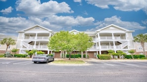 Exterior - 1521 Ironwood - Barefoot Resort Rentals (North Myrtle Beach)