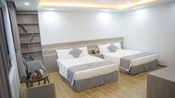 Quarto duplo standard, 2 camas de casal | Escrivaninha, quartos à prova de som, Wi-Fi de cortesia