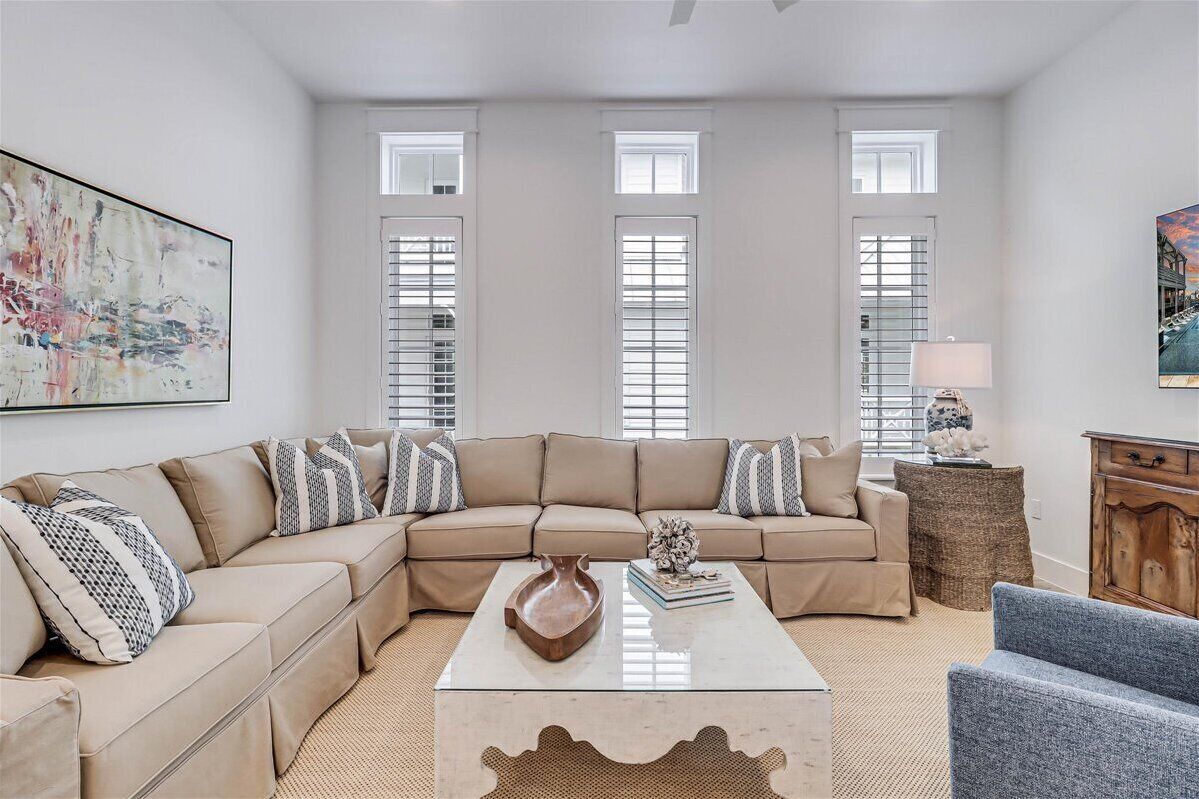 Charming Beach Cottage With Petite Park View And 20+ Resort Like Amenities - Port Aransas, TX