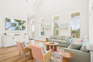 Smart TV, DVD player, books, video library - Stunning 4-Bedroom Lakefront Beach Home@Cinnamon Shore w/20+ resort amenities (Port Aransas)