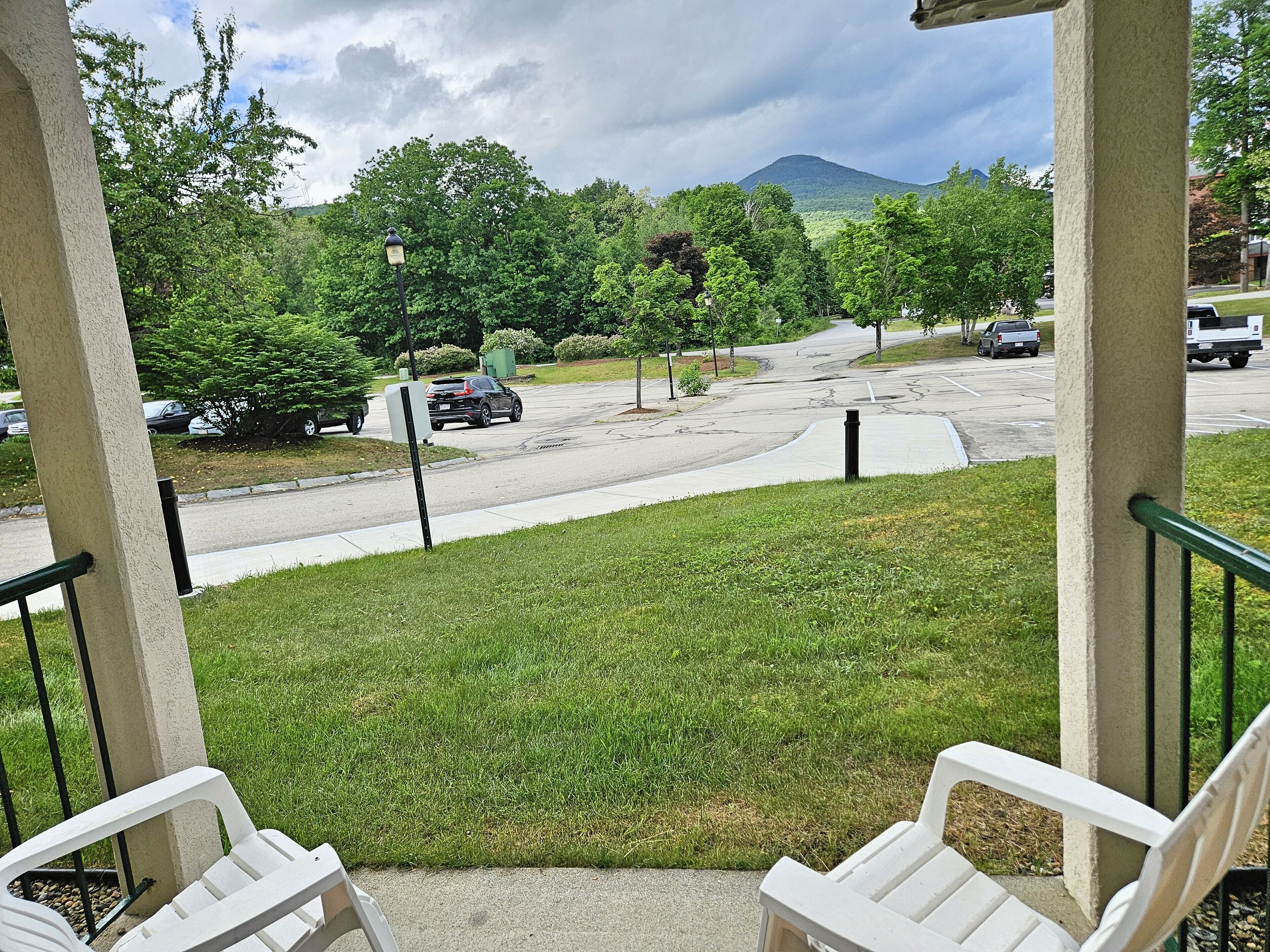 G103B - Managed by Loon Reservation Service - NH Meals & Rooms Lic# 056365