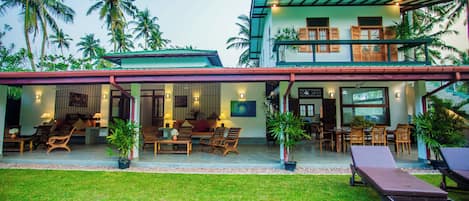 Deluxe Villa, Garden View | 5 bedrooms, hypo-allergenic bedding, individually furnished